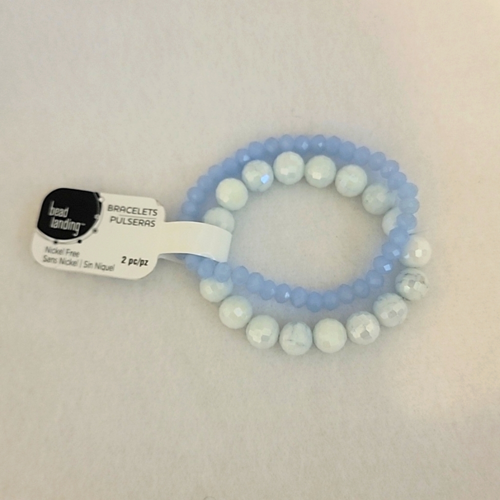 NWT bead landing bluebracelet